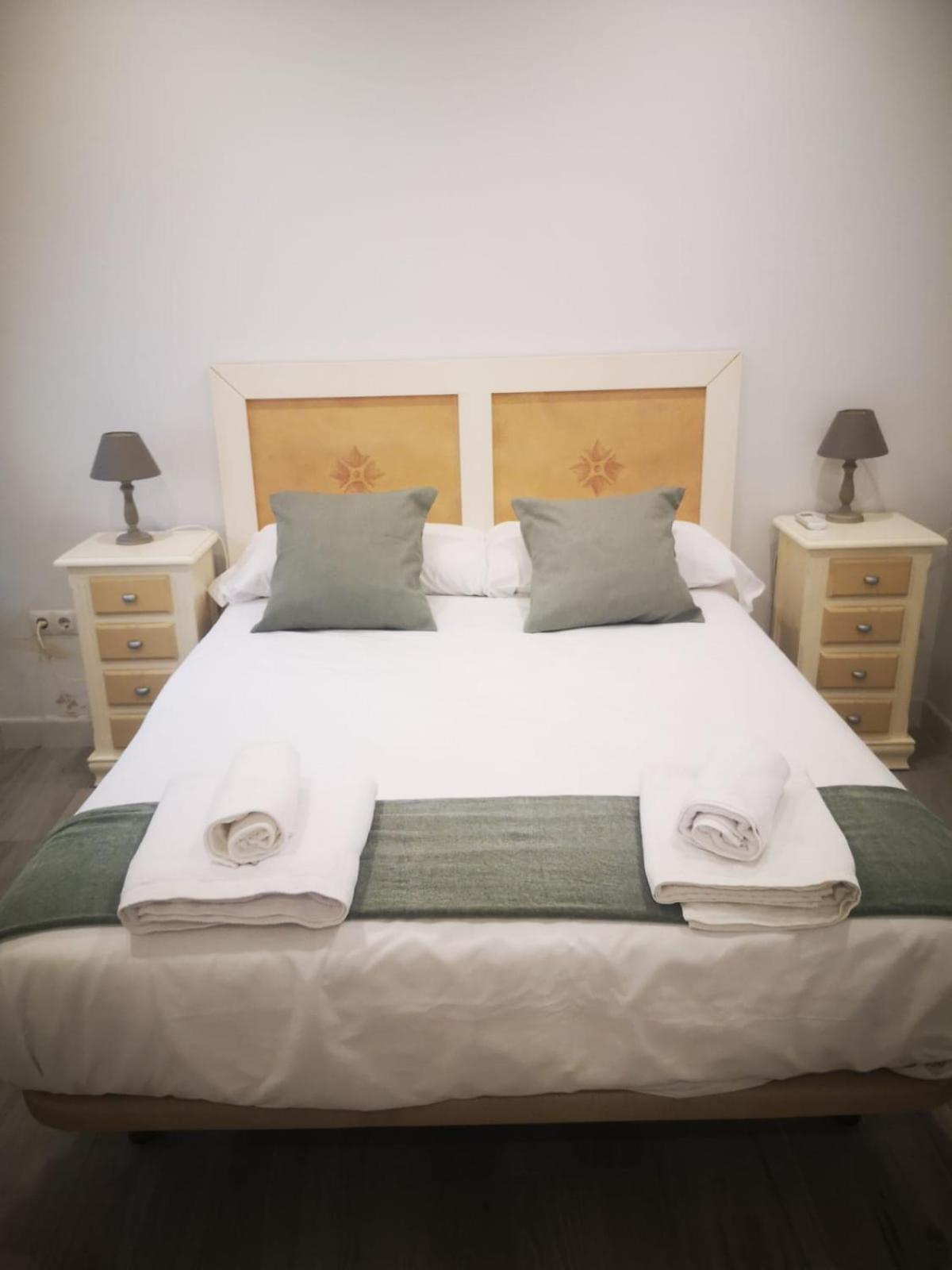 Beautiful Apartment In The Heart Of Севілья Екстер'єр фото